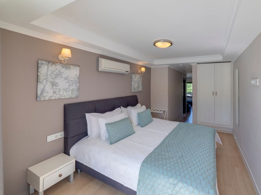 Suite Room